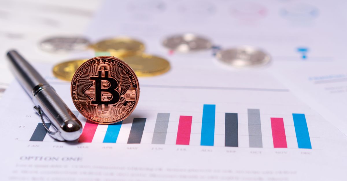 Bitcoin grafiek met technische analyse lijnen op digitaal scherm